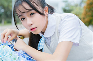 爱上海419论坛：Some attractive outdoor activities will be held on the grasslands by the lake